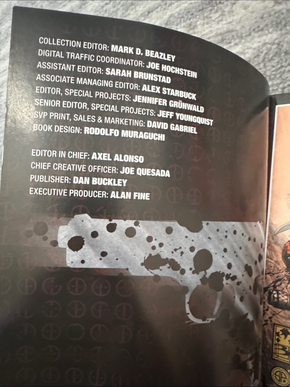 Deadpool: The Complete Collection comic book - Picture 4 of 8
